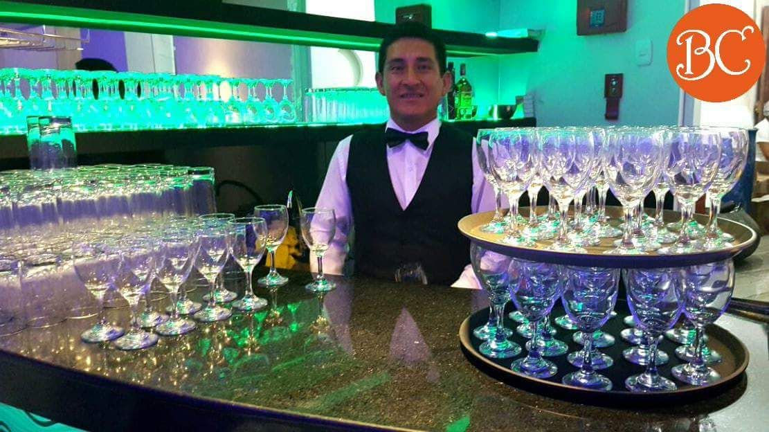 Bartender Open Bar